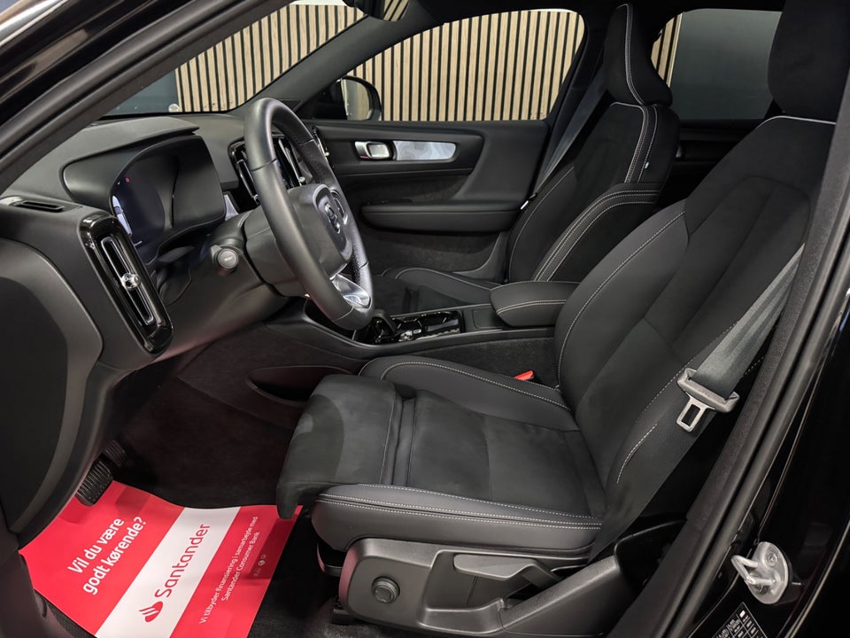 Volvo XC40 ReCharge Extended Range Core 5d