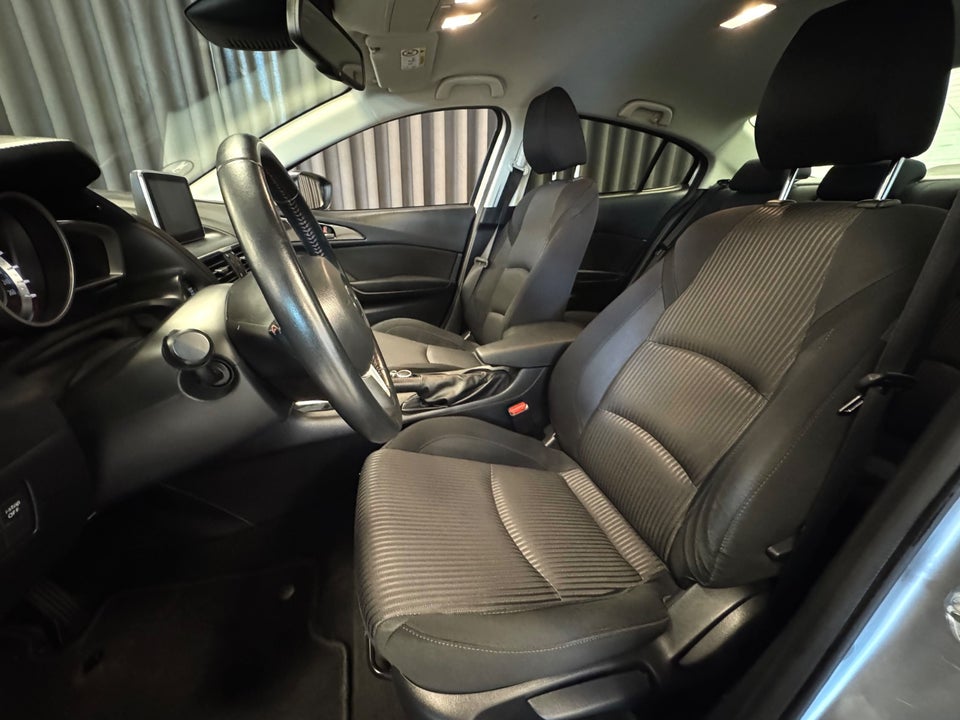 Mazda 3 1,5 SkyActiv-G 100 Vision 4d