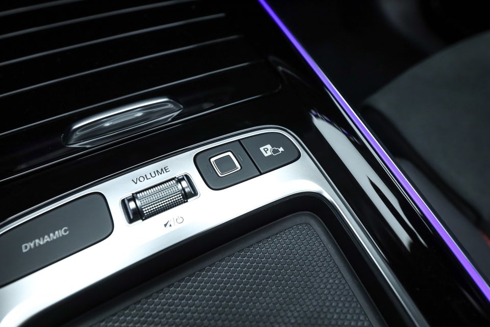 Mercedes EQA350 AMG Advance Plus 4Matic 5d