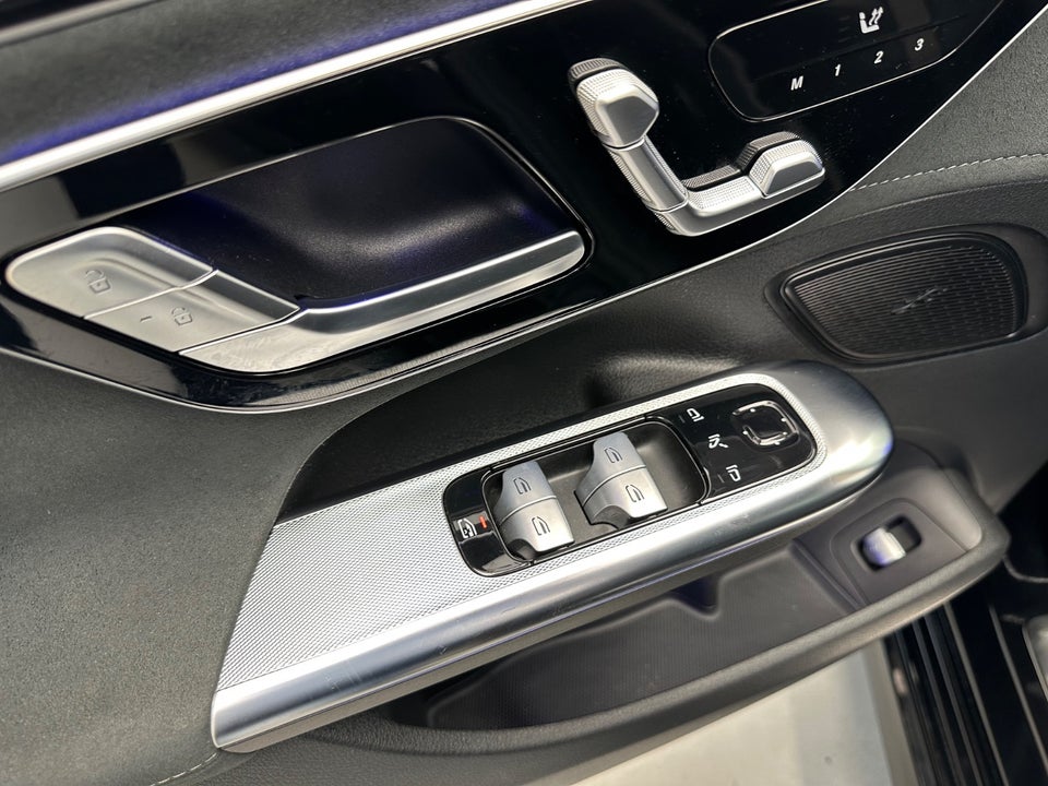 Mercedes EQE350 AMG Line 4d