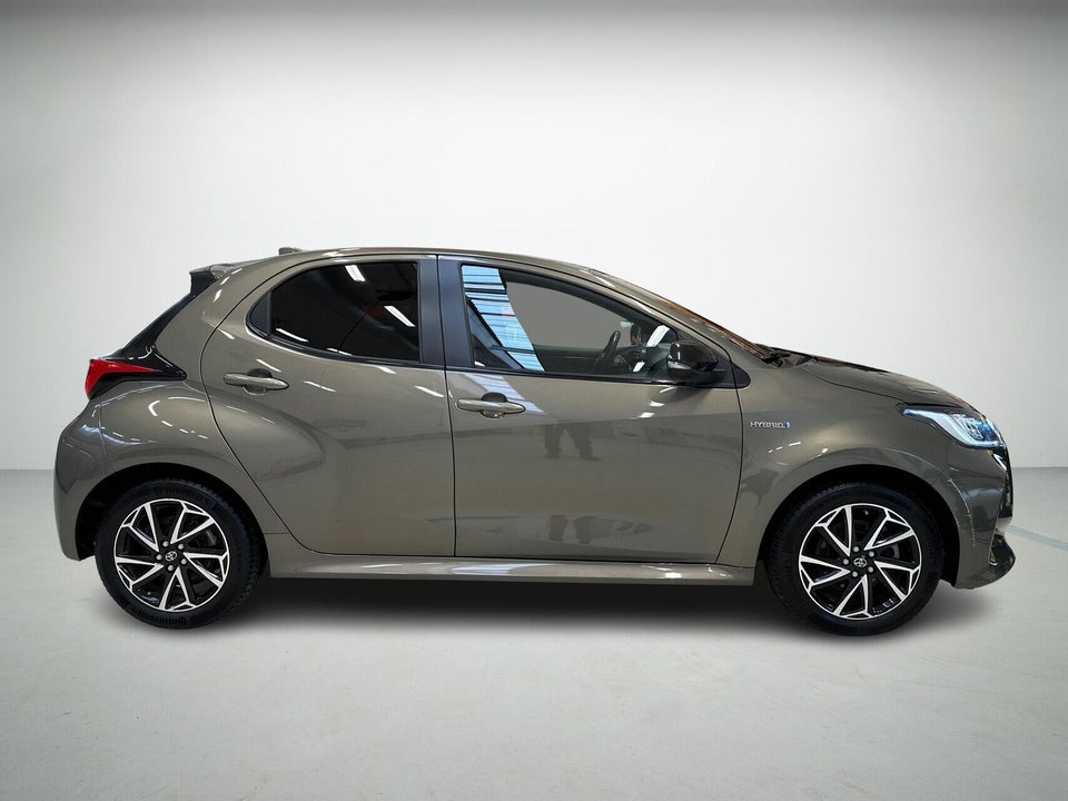 Toyota Yaris 1,5 Hybrid H3 Style e-CVT 5d