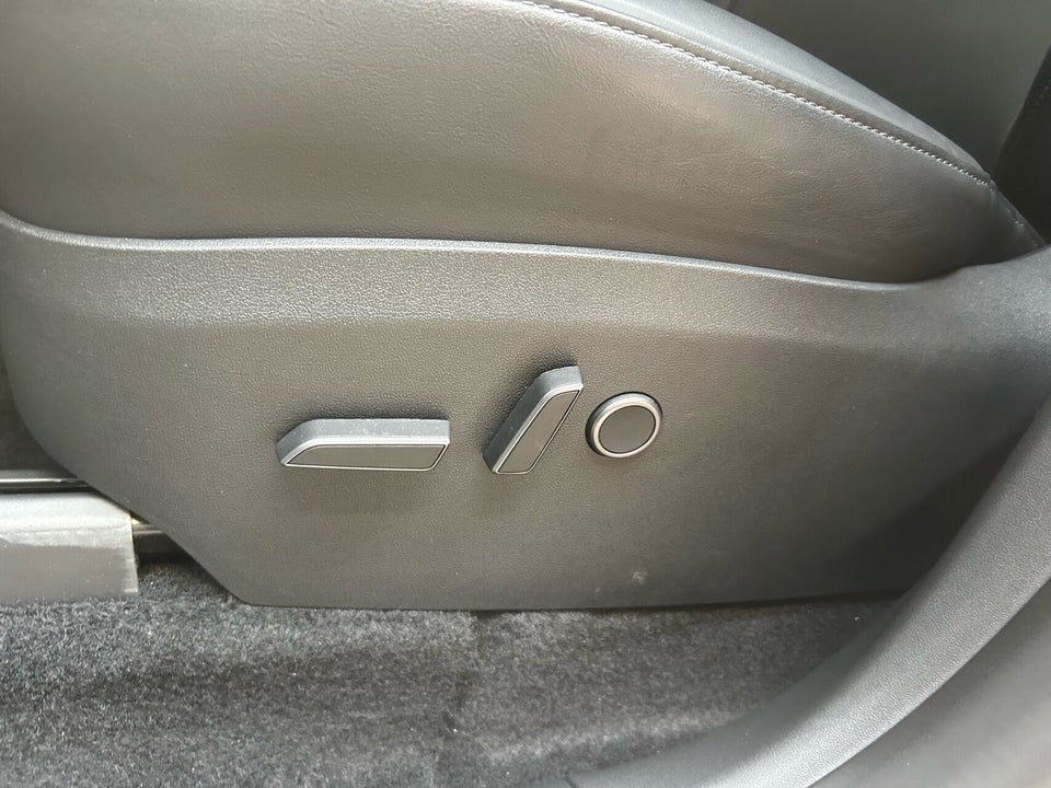Tesla Model Y Long Range RWD 5d