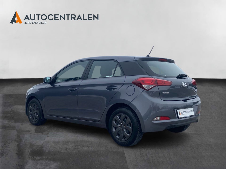 Hyundai i20 1,25 Fresh 5d