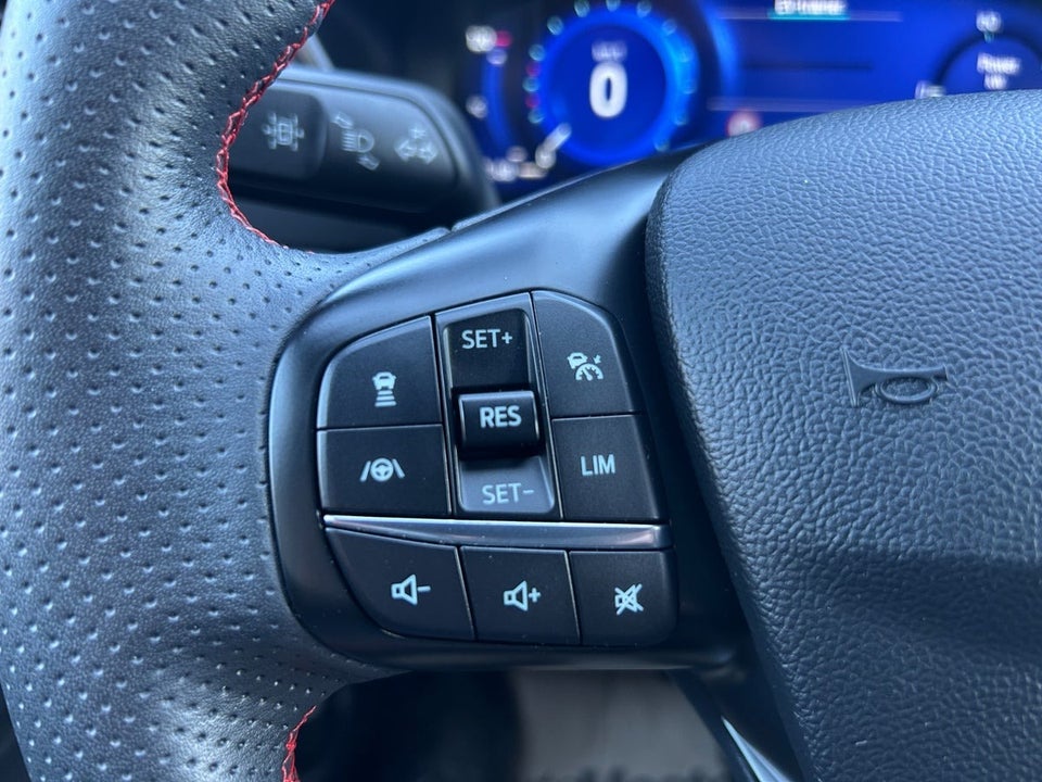 Ford Kuga 2,5 PHEV ST-Line CVT 5d