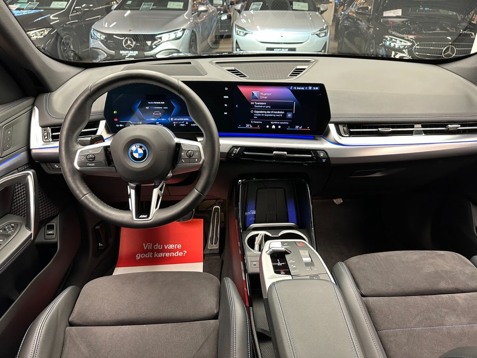 BMW iX1 eDrive20 M-Sport Pro 5d
