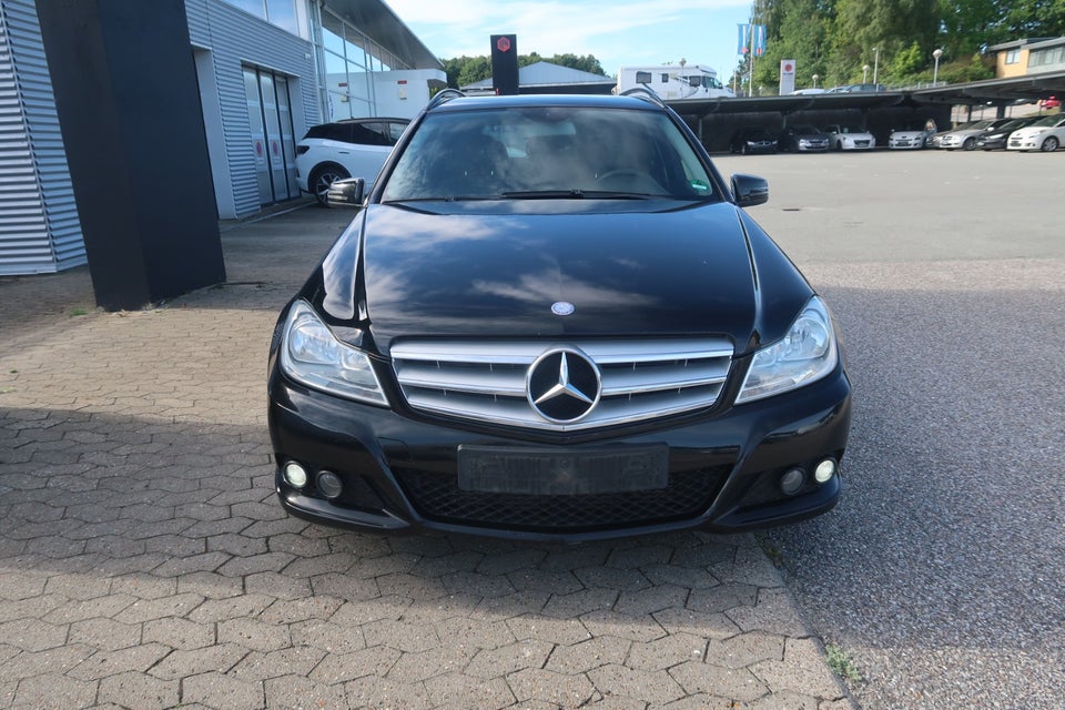 Mercedes C200 2,2 CDi Avantgarde stc. BE 5d