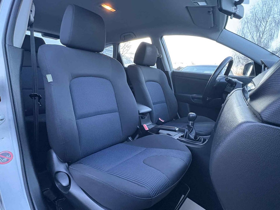 Mazda 3 1,6 Advance 5d