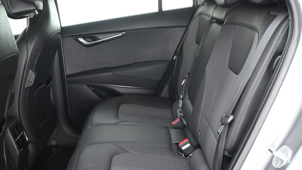 Kia Niro 64 EV Prestige 5d