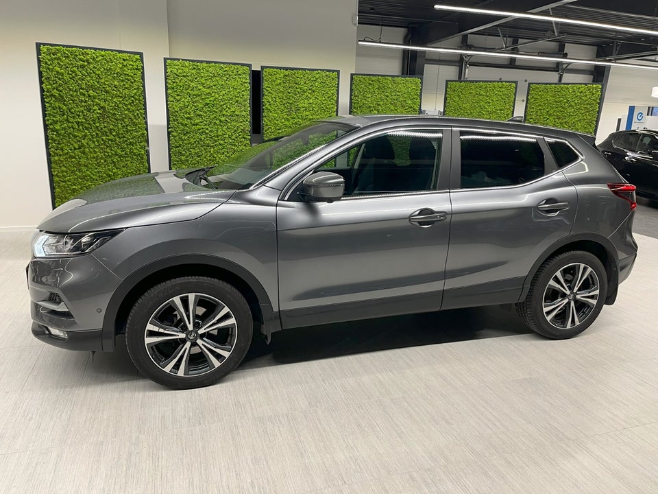 Nissan Qashqai 1,3 Dig-T 140 N-Connecta 5d