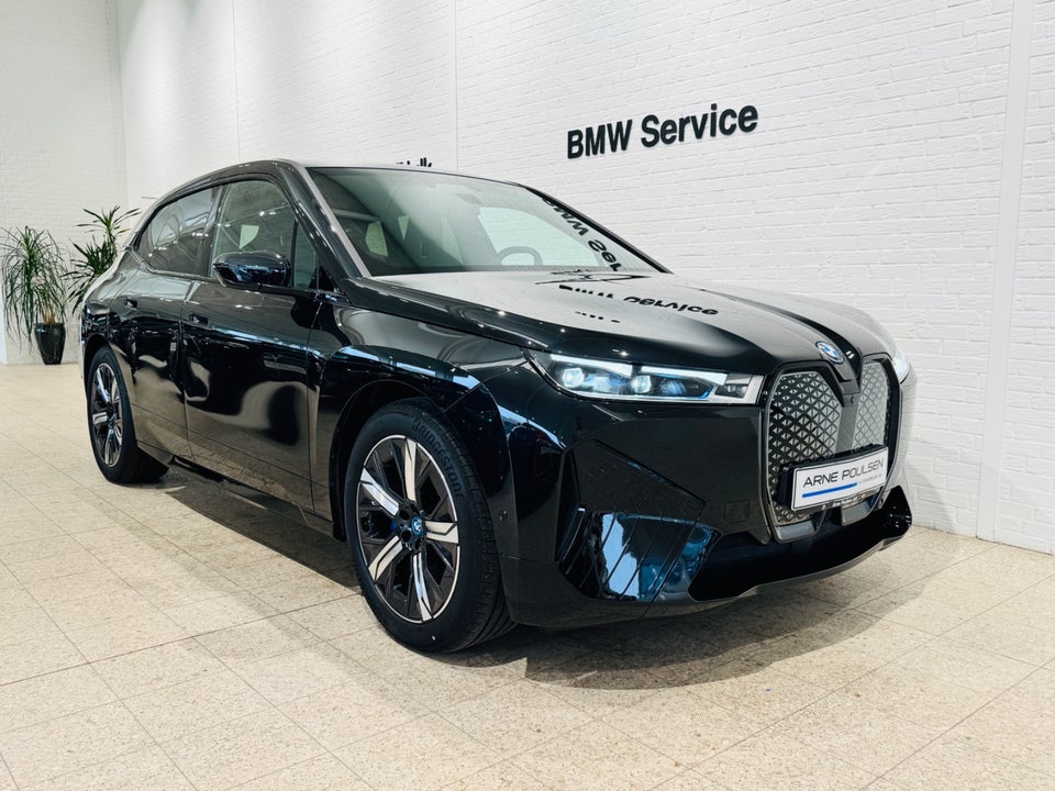 BMW iX xDrive50 Supercharged 5d