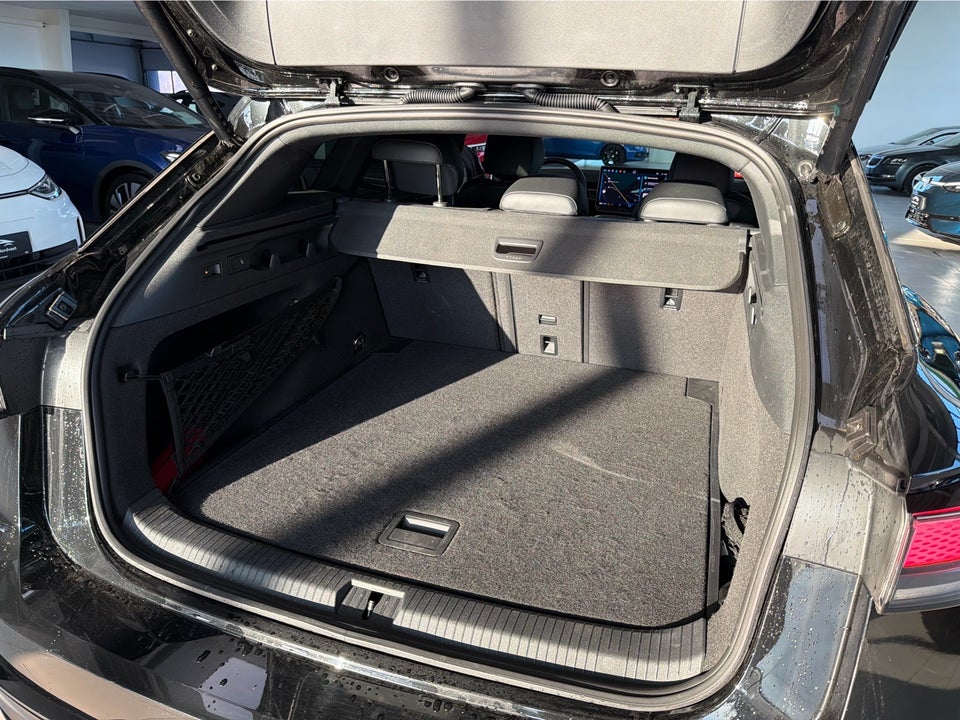 VW ID.7 77 Style+ Tourer 5d