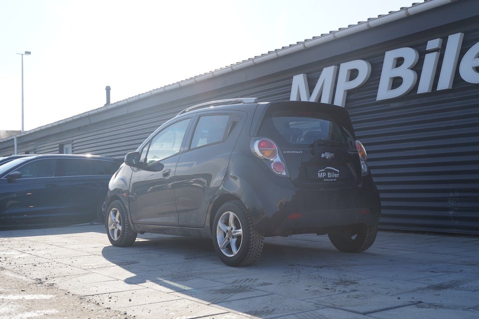 Chevrolet Spark 1,0 LS 5d