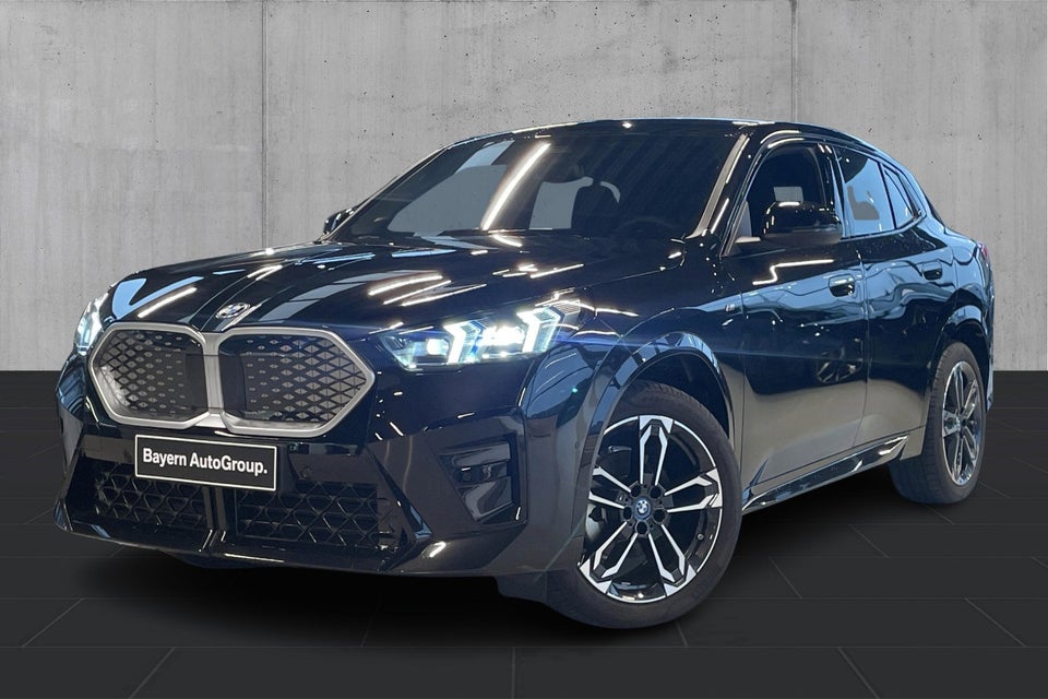 BMW iX2 eDrive20 M-Sport 5d