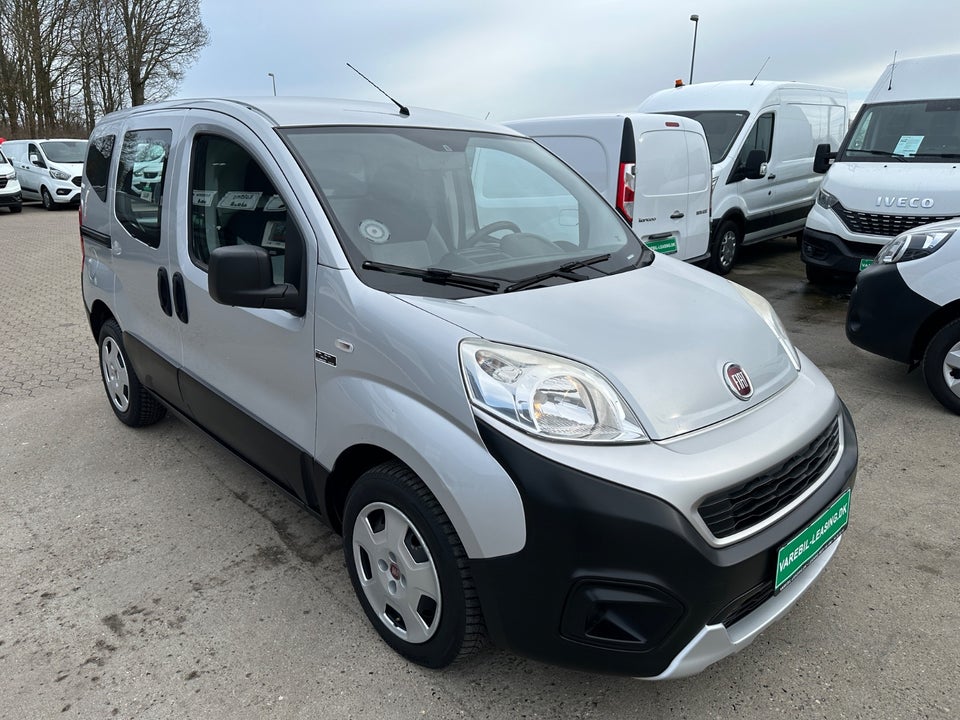 Fiat Fiorino 1,3 MJT 95 Adventure Van 5d