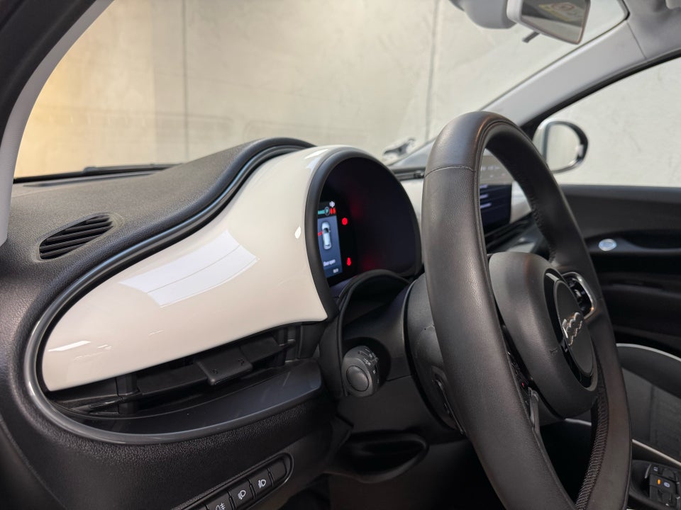 Fiat 500e 42 Icon 3d