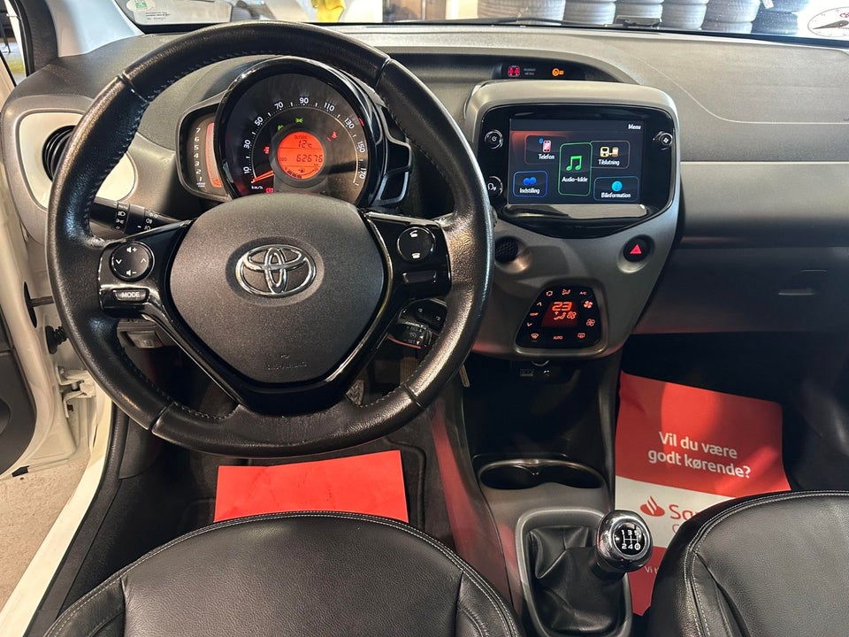 Toyota Aygo 1,0 VVT-i x-style 5d