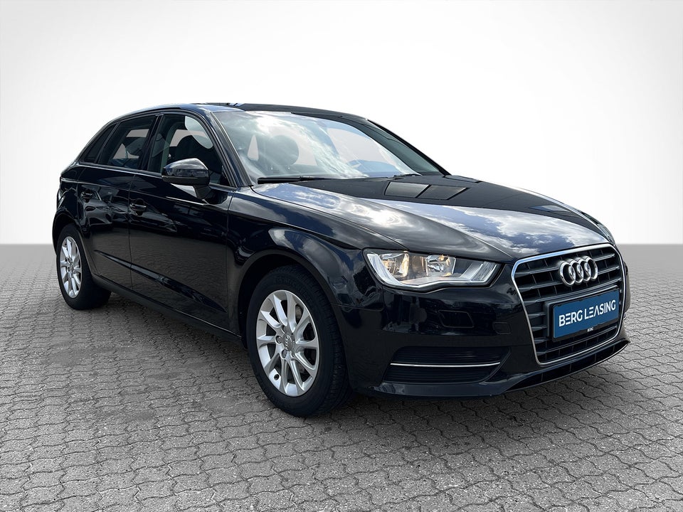 Audi A3 1,2 TFSi 110 Attraction Sportback 5d