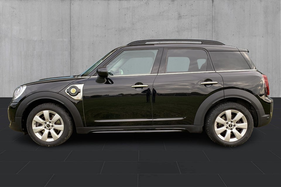 MINI Countryman Cooper SE 1,5 Essential aut. ALL4 5d