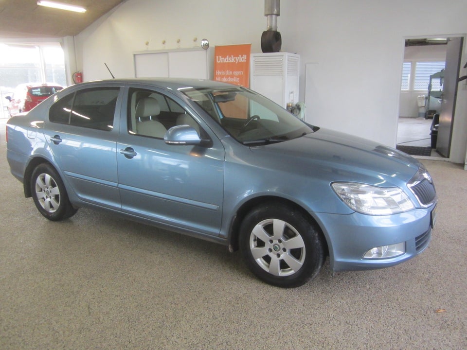 Skoda Octavia 1,6 TDi 105 Elegance 5d