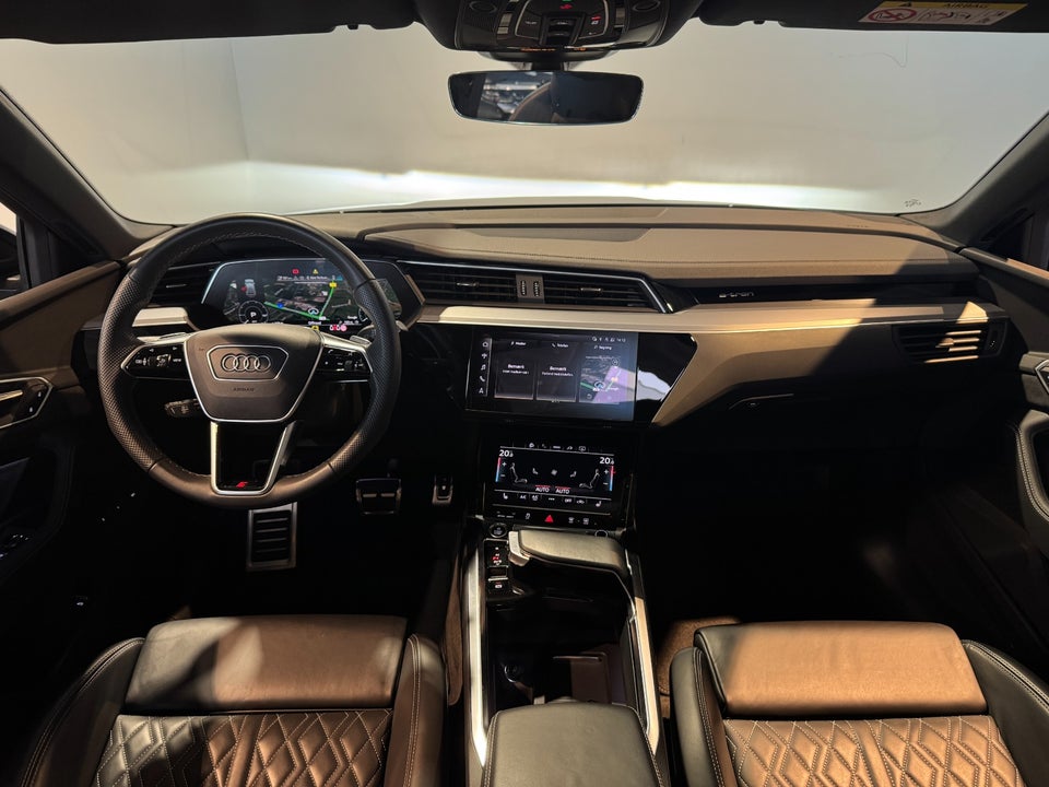 Audi Q8 e-tron 55 S-line Sportback quattro 5d