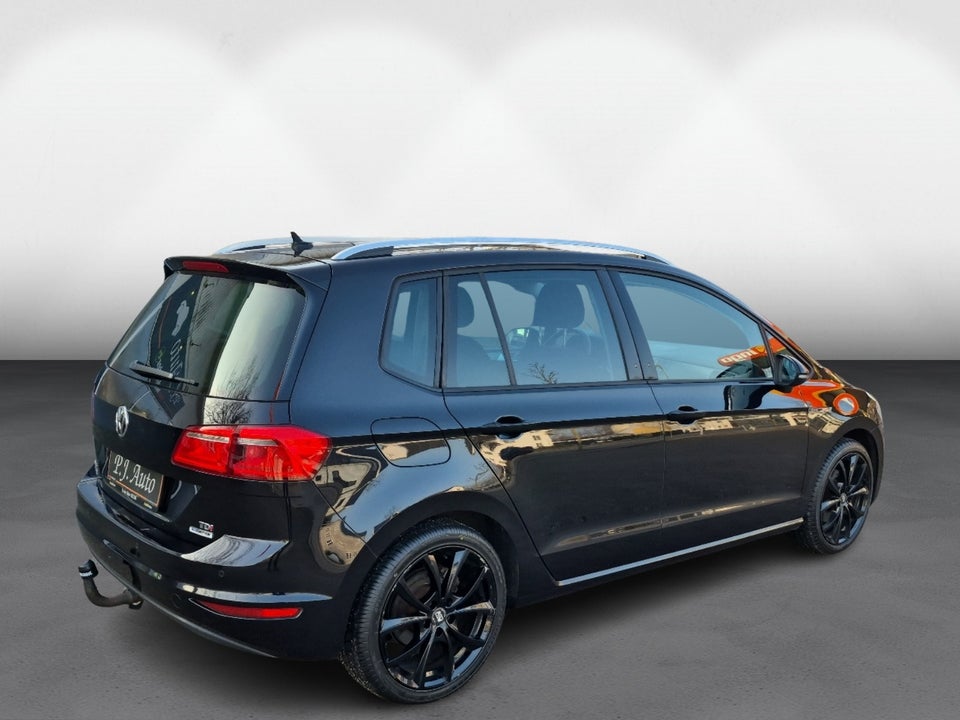VW Golf Sportsvan 2,0 TDi 150 Lounge DSG 5d