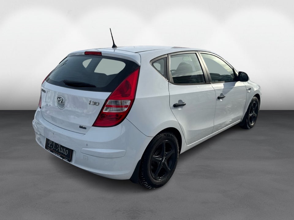 Hyundai i30 1,4 CVVT Comfort 5d