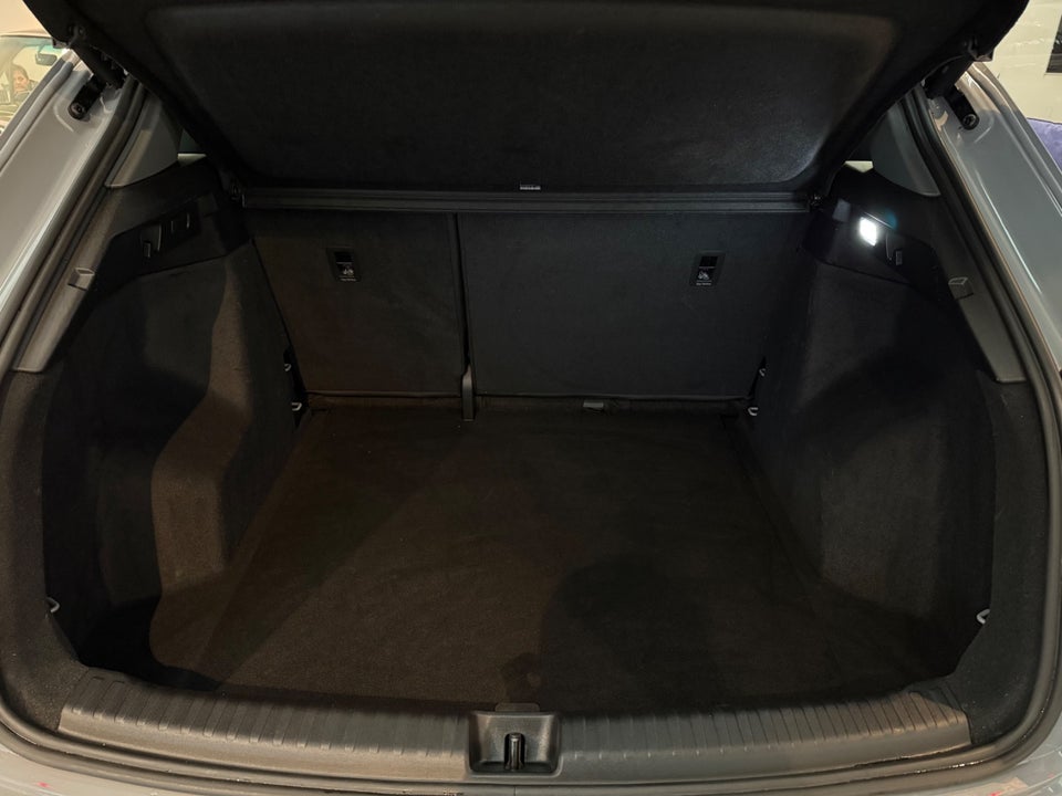 Audi Q4 e-tron 40  5d