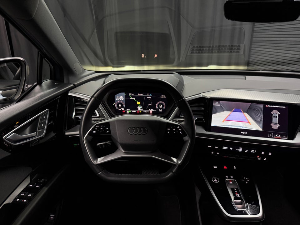 Audi Q4 e-tron 45 S-line 5d