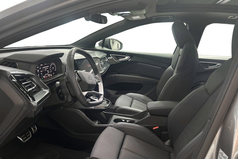 Audi Q4 e-tron 45 Progress 5d