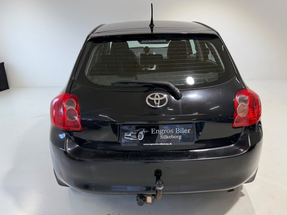 Toyota Auris 1,6 Luna 5d