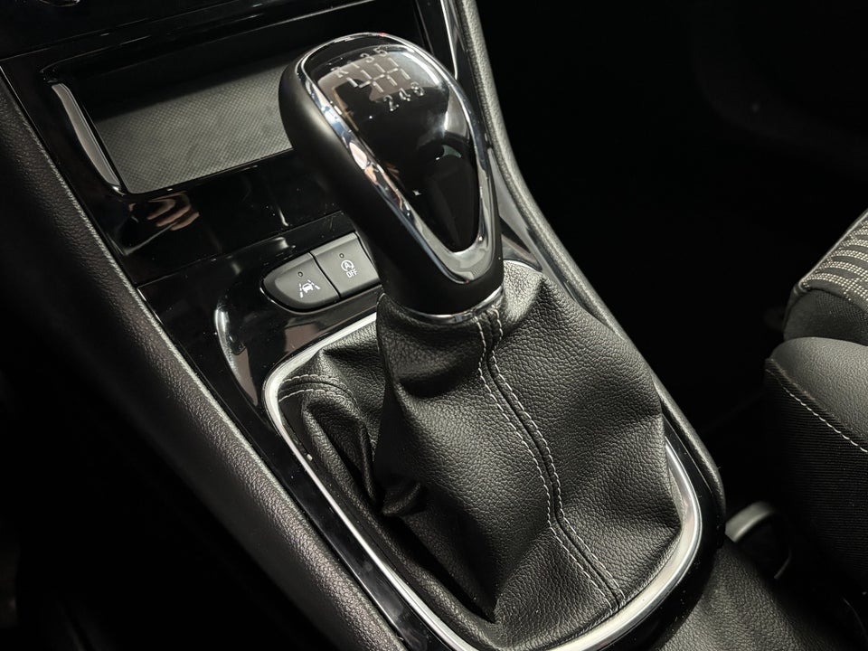 Opel Astra 1,5 D 105 Elegance Sports Tourer 5d