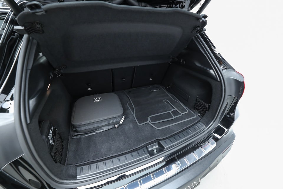 Mercedes EQA250+ AMG Advance 5d