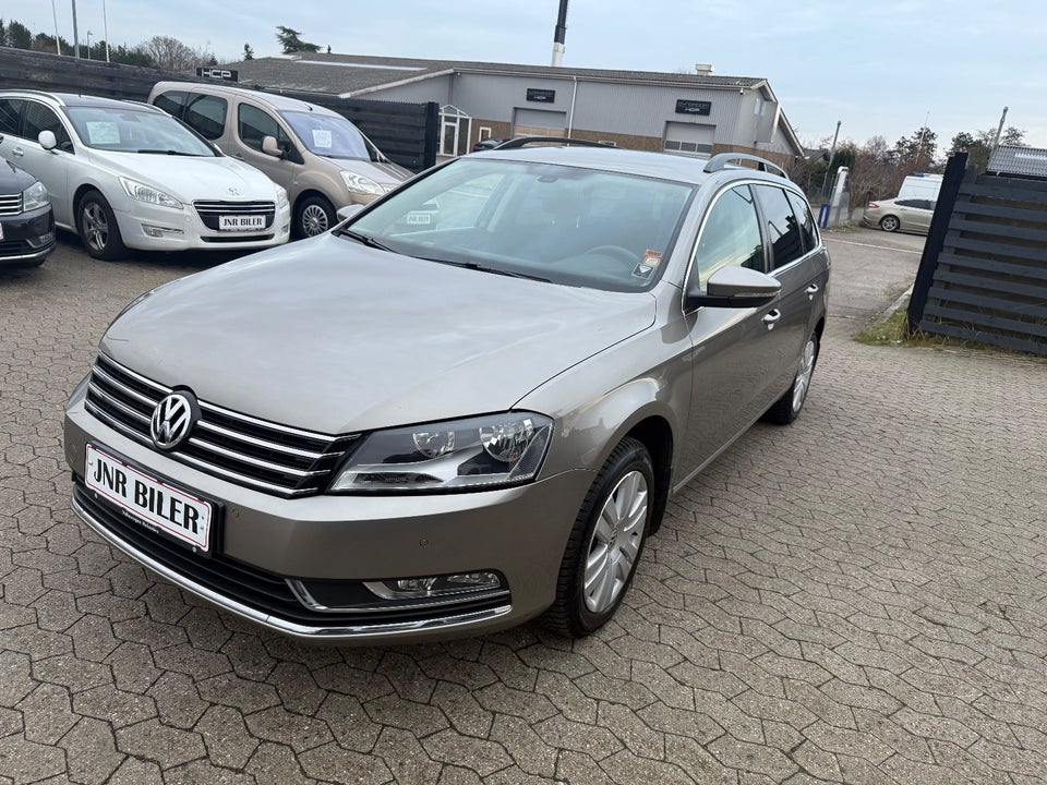 VW Passat 2,0 TDi 140 Comfortline Variant DSG BM 5d