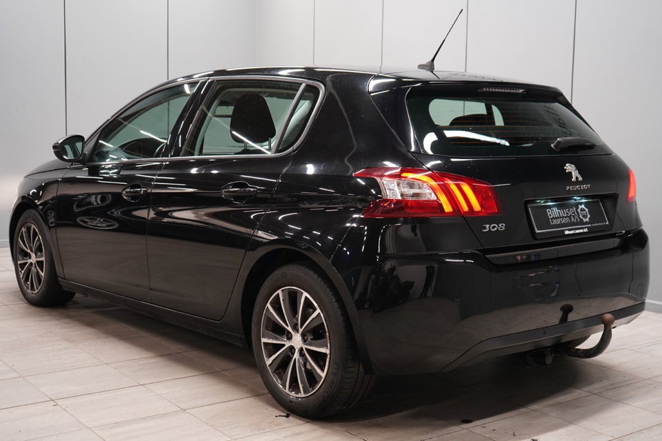 Peugeot 308 1,6 HDi 92 Style 5d