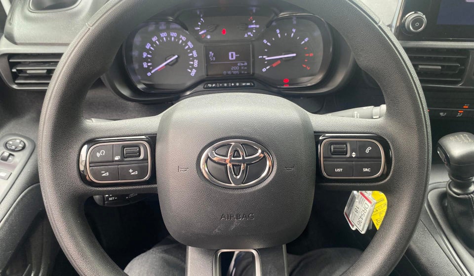 Toyota ProAce City 1,5 D 102 Long Comfort 5d