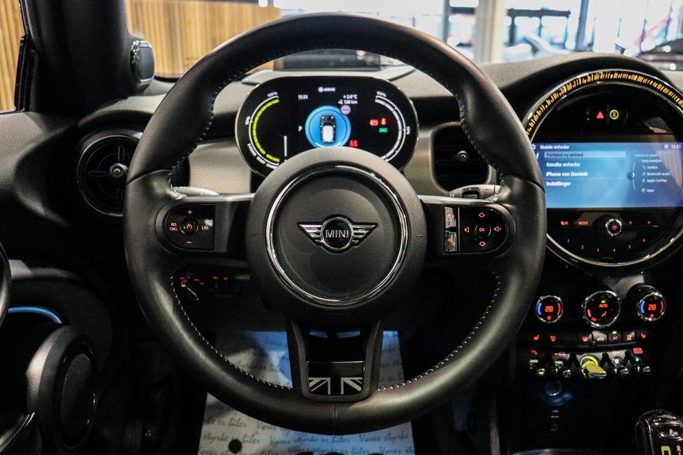 MINI Cooper SE Yours Trim 3d