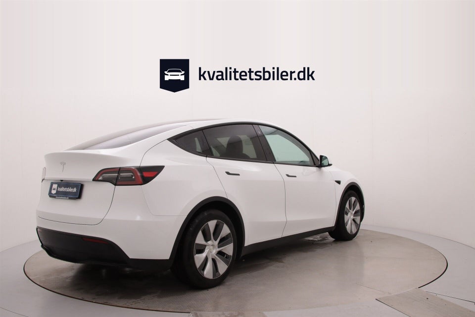 Tesla Model Y RWD 5d