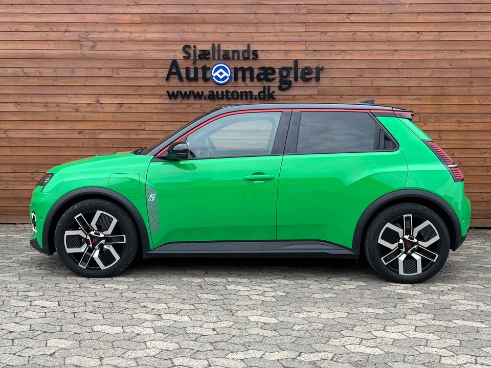 Renault 5 E-Tech 52 Techno 5d