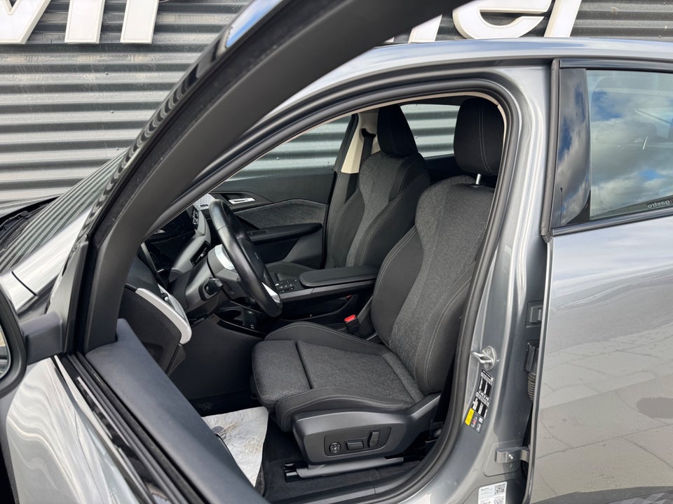 BMW iX2 eDrive20 5d