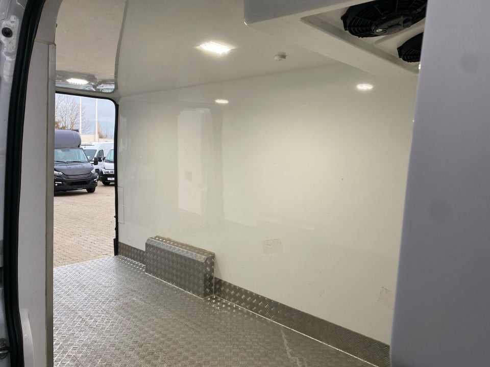 Fiat Ducato 35 Maxi 2,2 MJT 160 Kassevogn L4H2 aut.