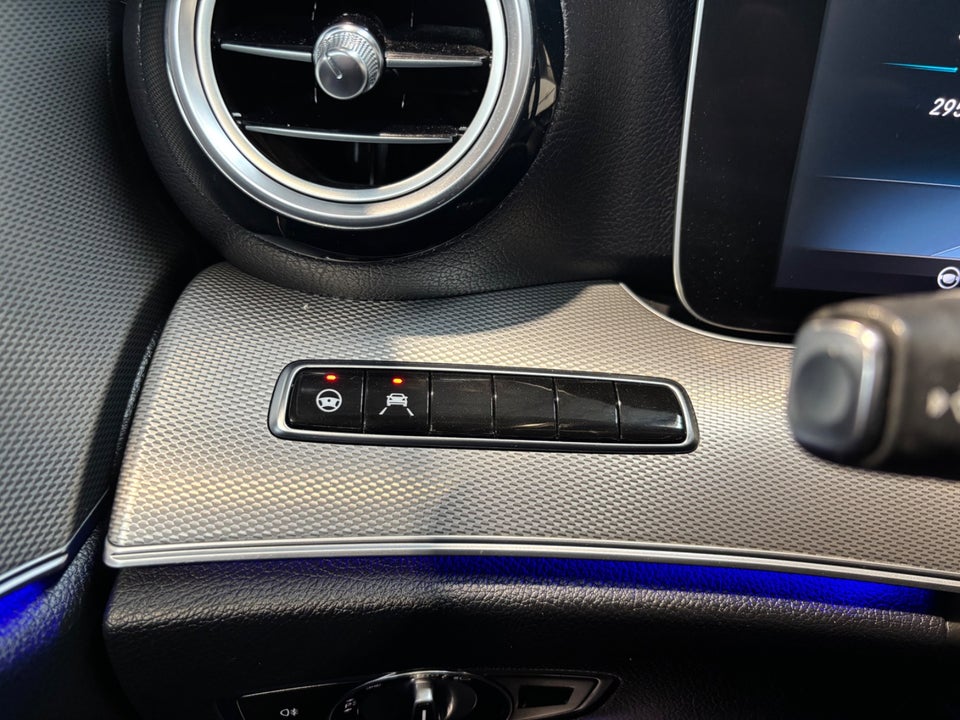 Mercedes E220 d 2,0 Avantgarde aut. 4d