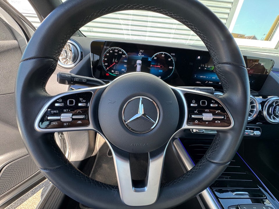 Mercedes EQA250+ Progressive 5d