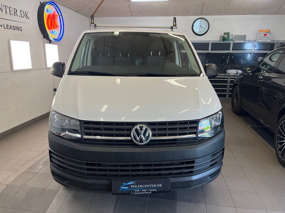 VW Transporter 2,0 TDi 150 Kassevogn lang