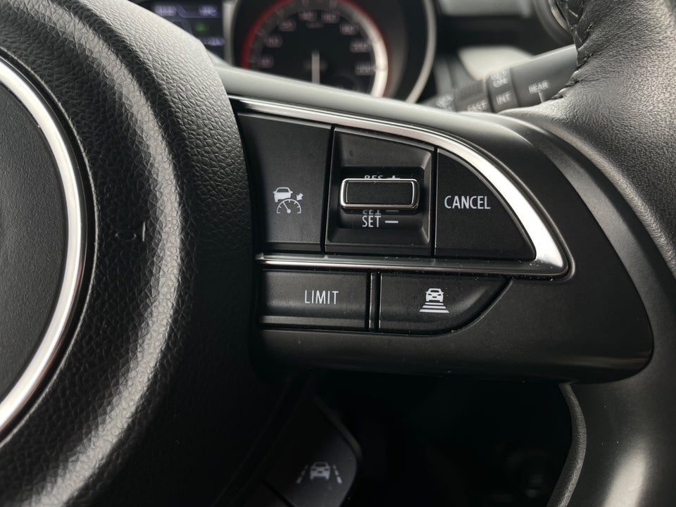Suzuki Swift 1,2 mHybrid Action 5d