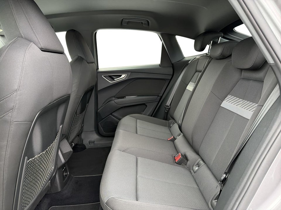 Audi Q4 e-tron 35 Attitude Sportback 5d