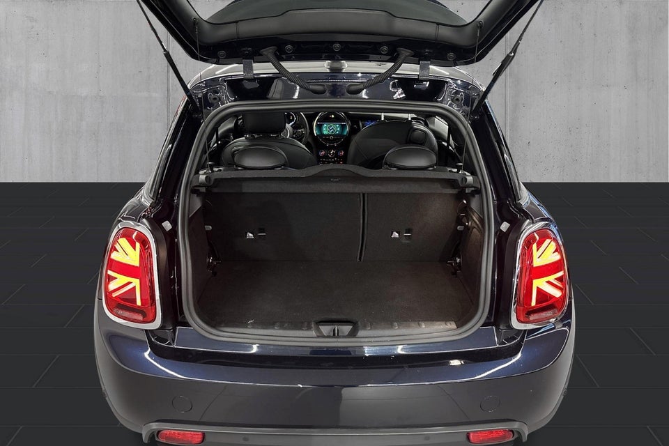 MINI Cooper SE Maximise 3d