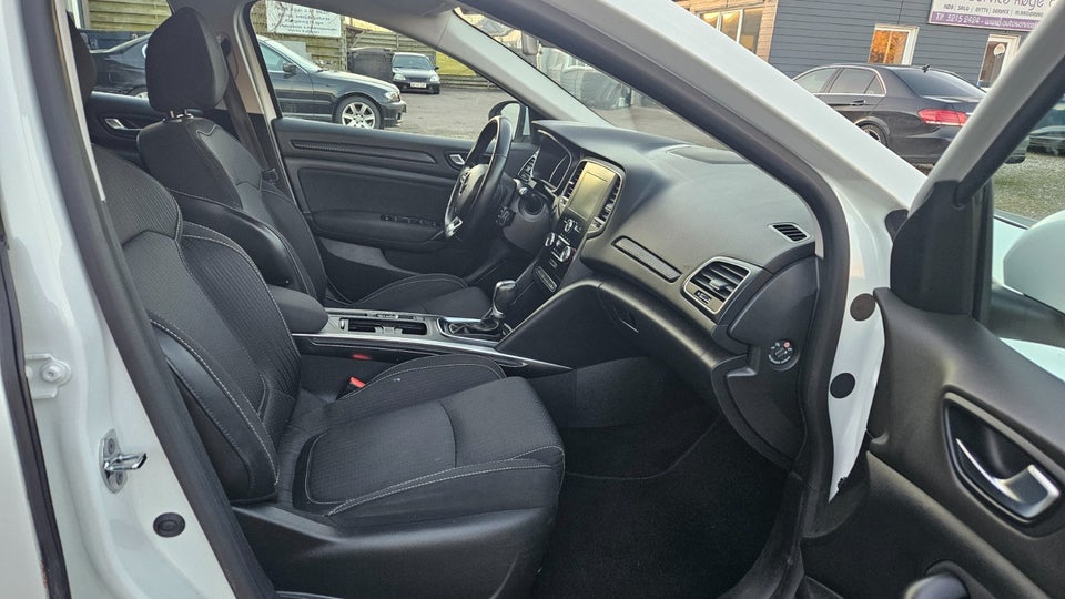 Renault Megane IV 1,5 dCi 110 Intens Sport Tourer EDC 5d