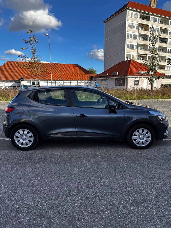 Renault Clio IV 0,9 TCe 90 Zen 5d