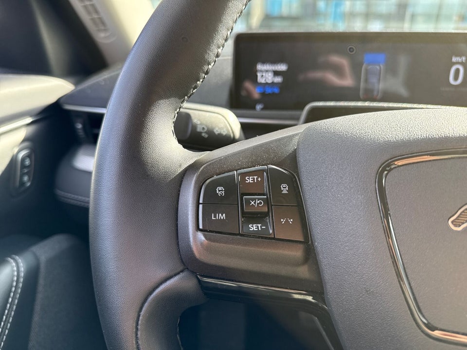 Ford Mustang Mach-E 70 Standard Range 5d