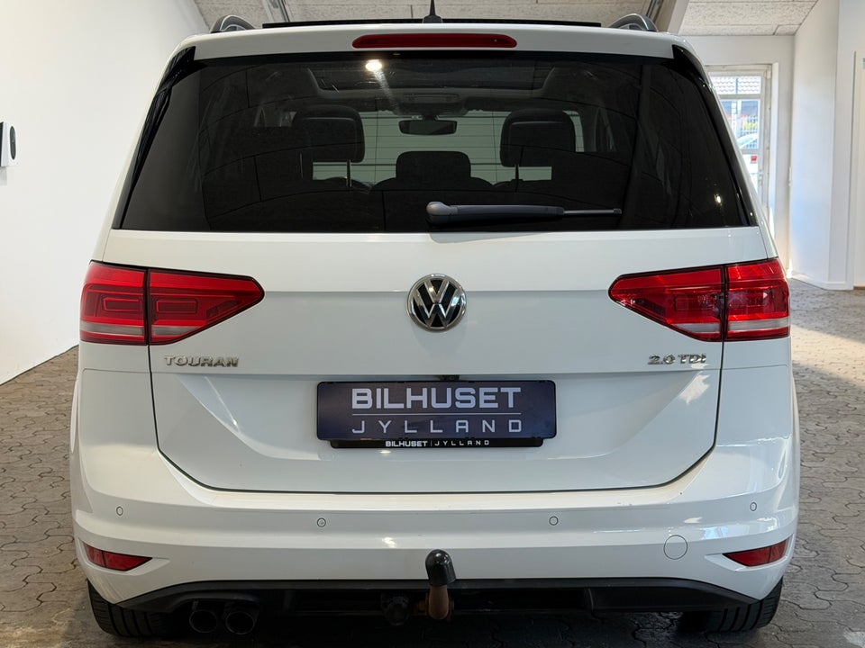 VW Touran 2,0 TDi 150 Highline DSG 7prs 5d